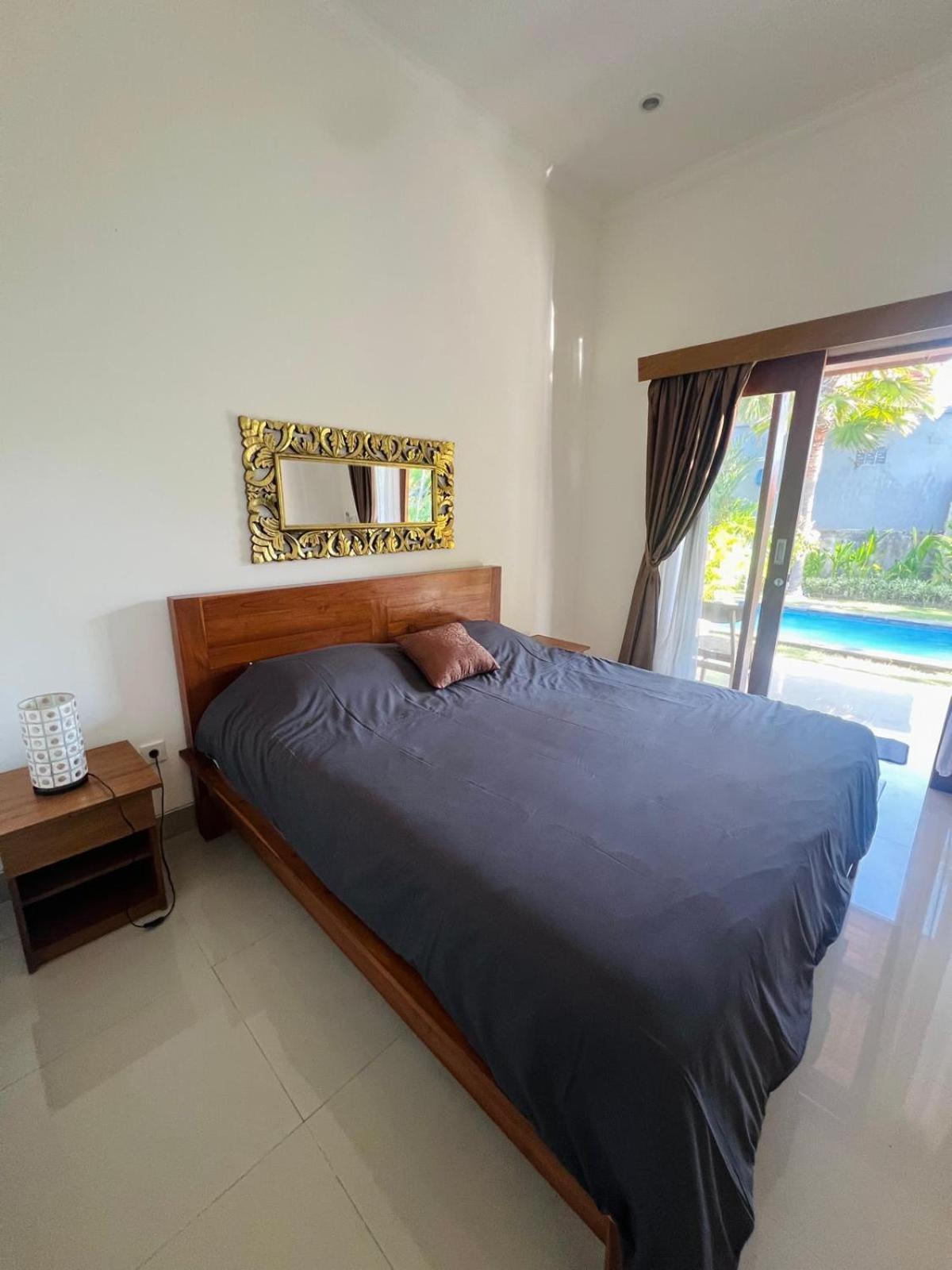 Wiryaroja Guest House Canggu Dış mekan fotoğraf